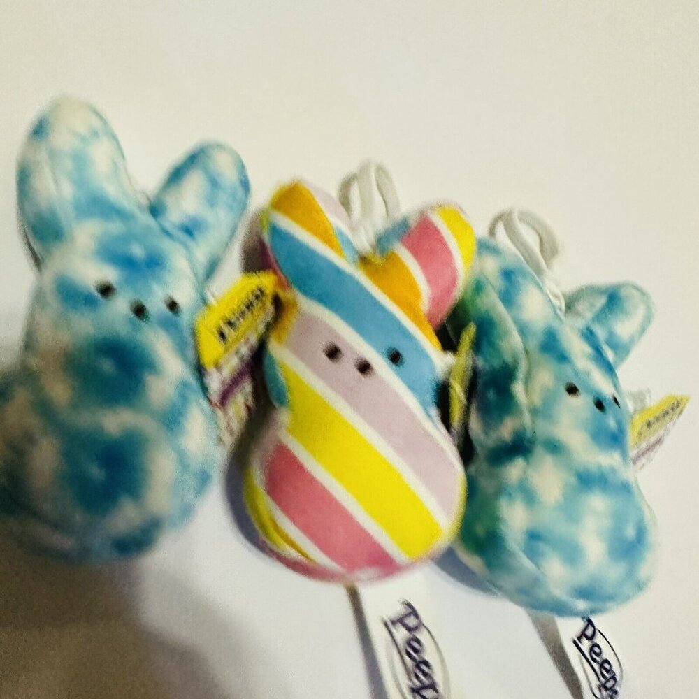 PEEPS Plush Easter Bunny 4" Backpack Bag Clip Stripes & Tiedye Keychain Lot Of 3 - Picture 2 of 5